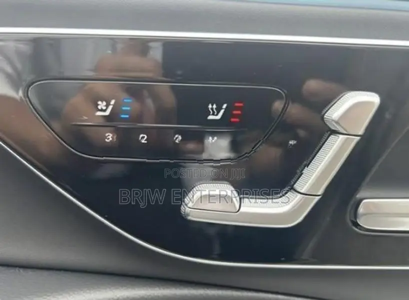 Mercedes Benz E350 plug in hybrid 2026