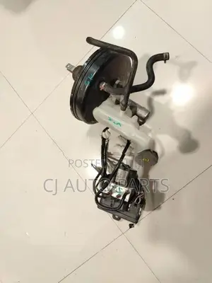 Suzuki Swift ZC13S Beetle ABS Unit