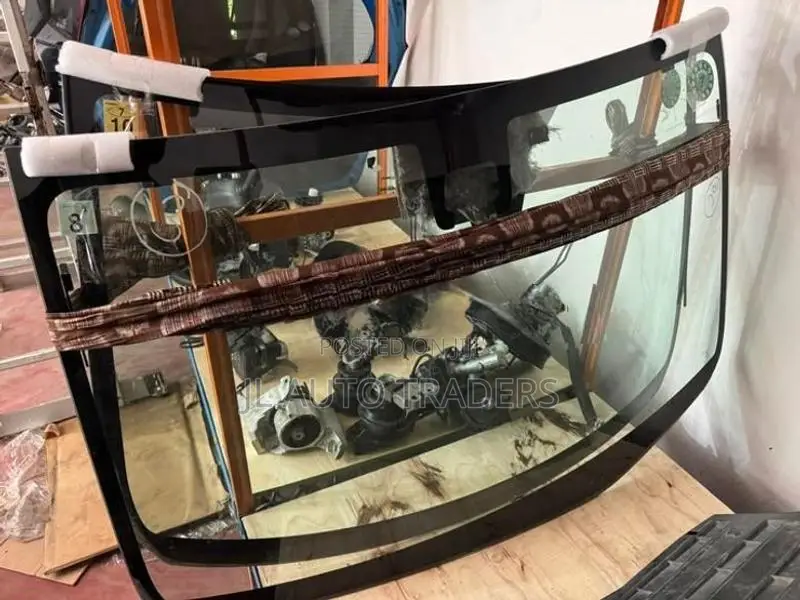 Suzuki Wagon R Windscreen