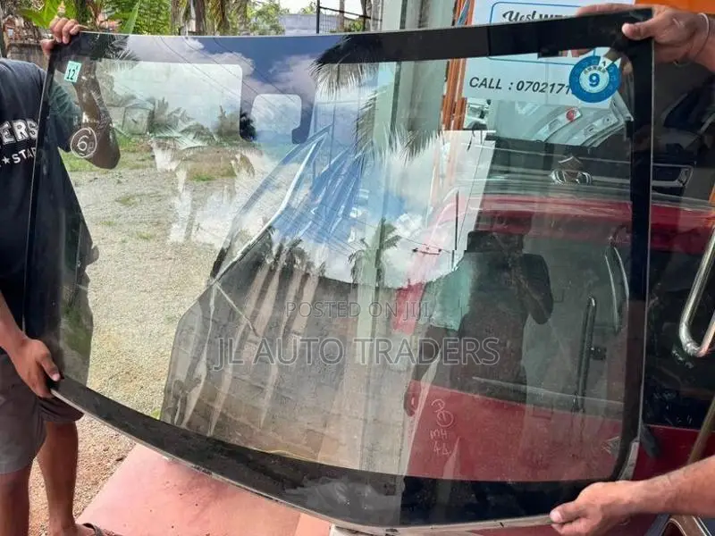 Suzuki Wagon R Windscreen