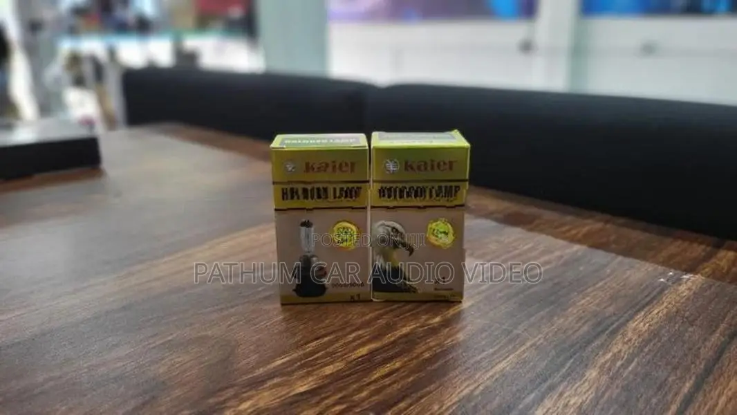 9005 / 9006 H4 Halogen Bulbs