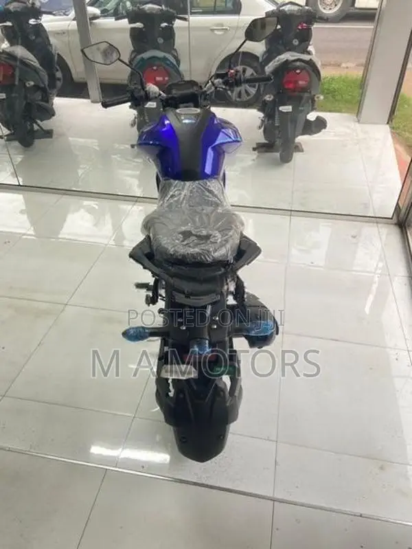 Yamaha Fzs V4 discount Rs