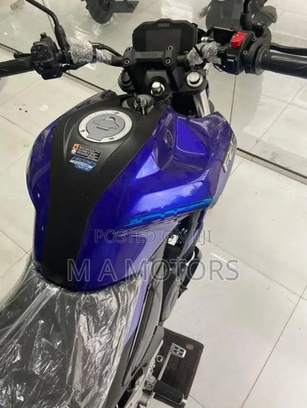 Yamaha Fzs V4 discount Rs