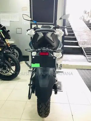 Bajaj Pulsar N160 Premium 2026