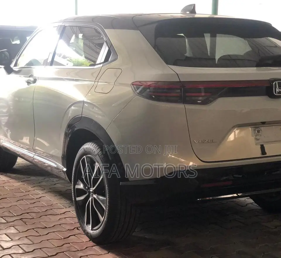New Honda Vezel 2025 White