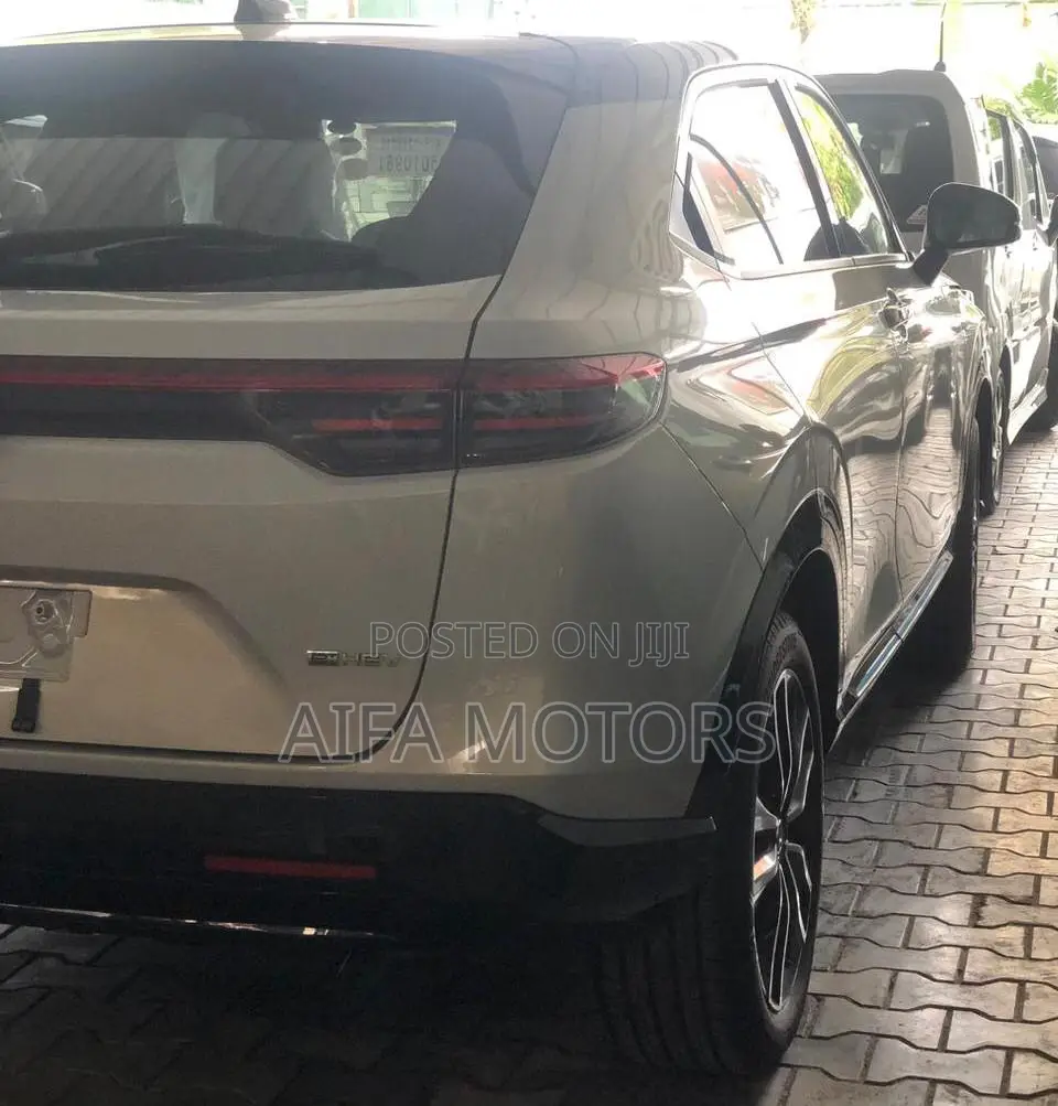 New Honda Vezel 2025 White