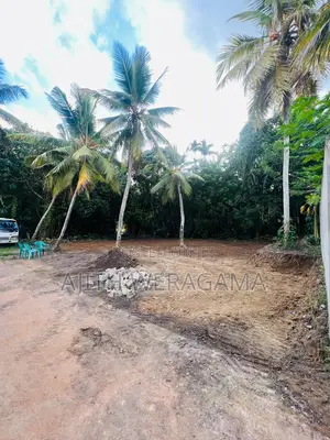 18.5 Perch , Squared Land for Sale , Embaraluwa, Weliweriya