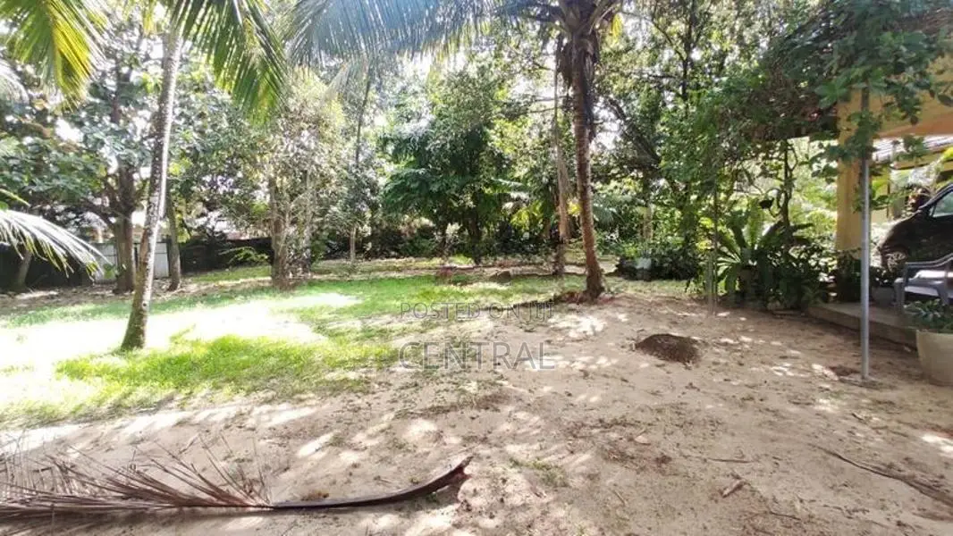 Residential Land for Sale in Wattala (C7-2083)