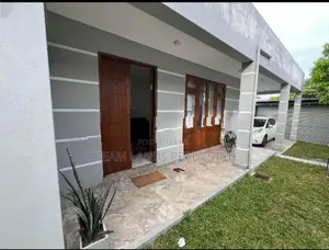 3BED HOUSE FOR RENT IN HOMAGAMA WITH FURNITURE (SP950)
