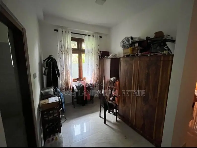 3BED HOUSE FOR RENT IN HOMAGAMA WITH FURNITURE (SP950)