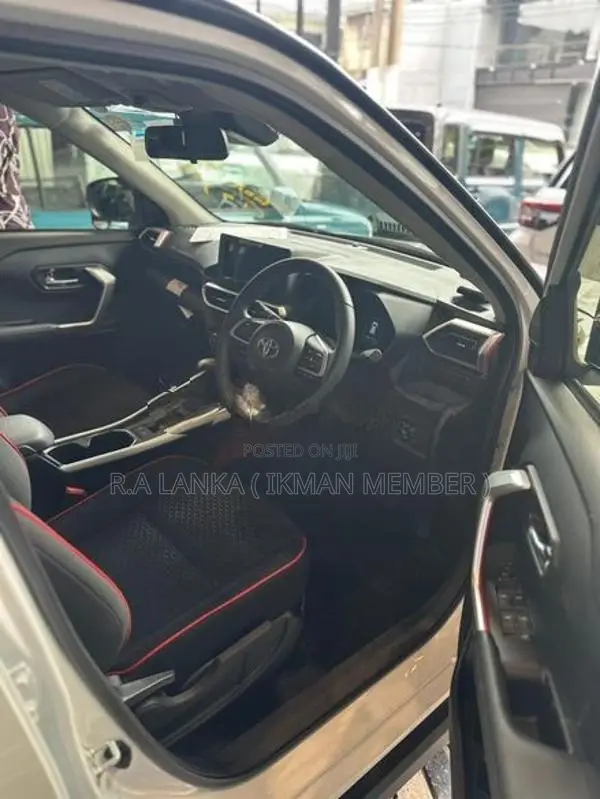 Toyota Raize Z Grade 1.2L hybrid 2026