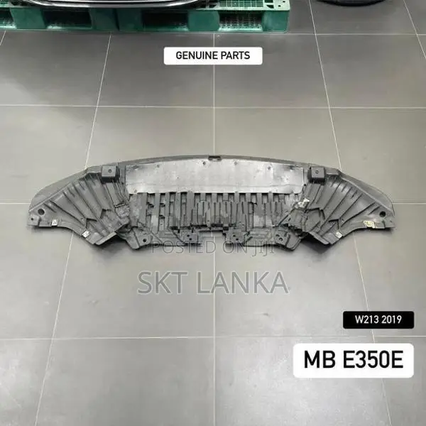 Genuine Mercedes E Class E200 E350e 2018 Engine under guards