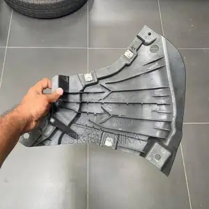 Genuine Mercedes E Class E200 E350e 2018 Engine under guards