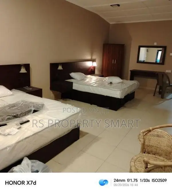 11 Bedrooms Hotel For Rent - Colombo 06