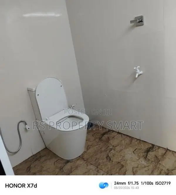 11 Bedrooms Hotel For Rent - Colombo 06