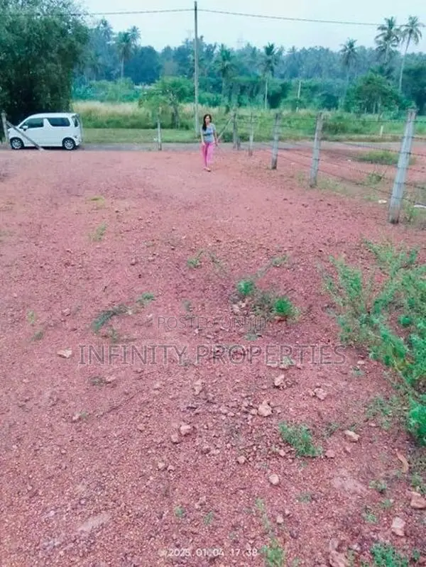 (AF961) 10 Perch Land Sale At Adiambalama Katunayake