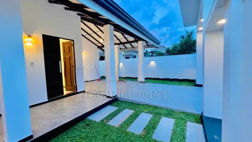 Nicely Built All Completed Single Storey House for Sale In Negombo
