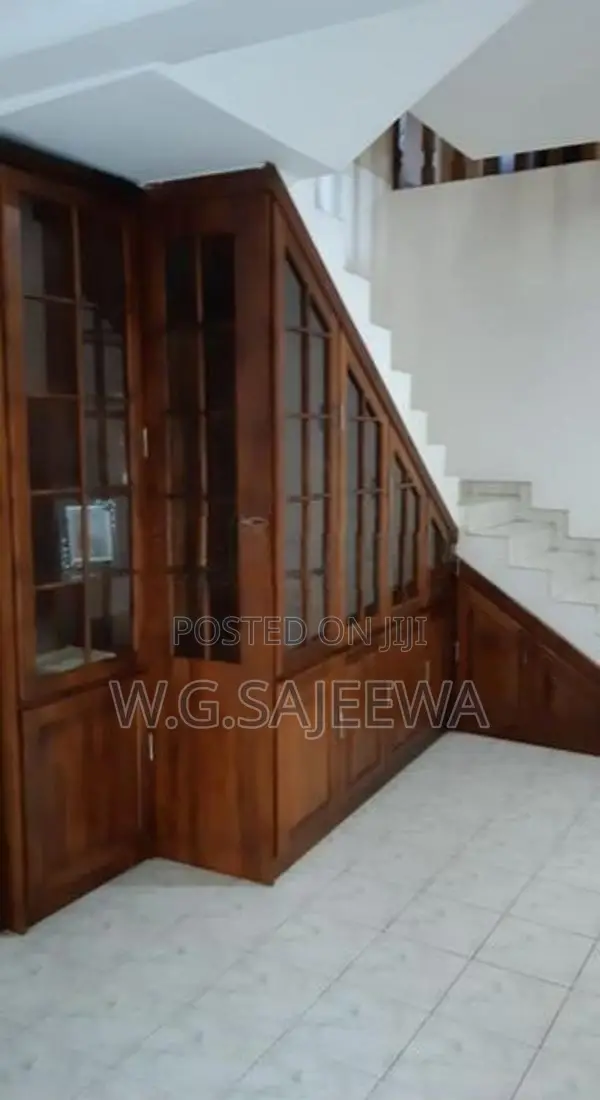 2story House with swimming pool sale in Godigamuwa, Negombo