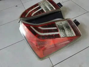 PRIUS 30 TAIL LIGHTS SET