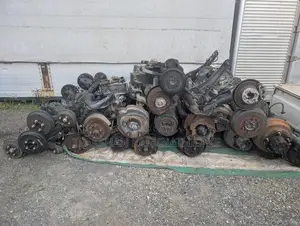 Isuzu crew cab rear axel - just low