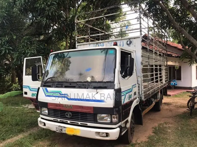 Tata 809 2012
