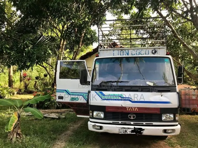 Tata 809 2012
