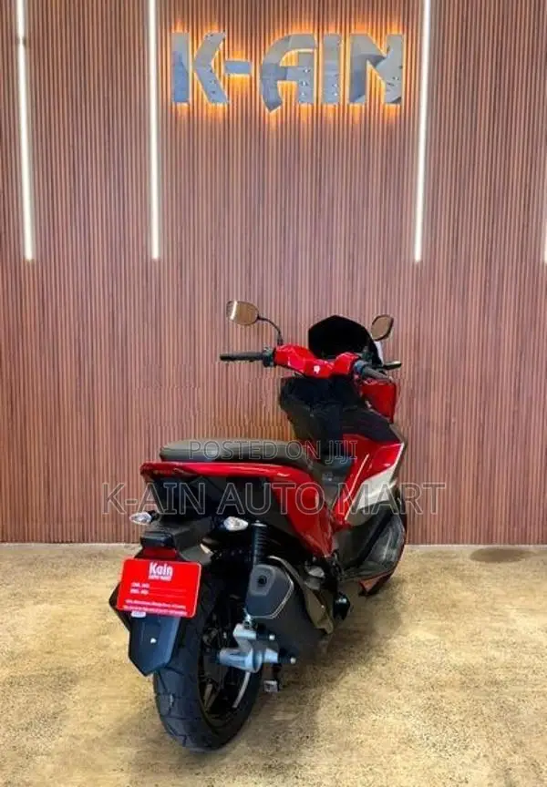 Hero XHOOM 160 2026