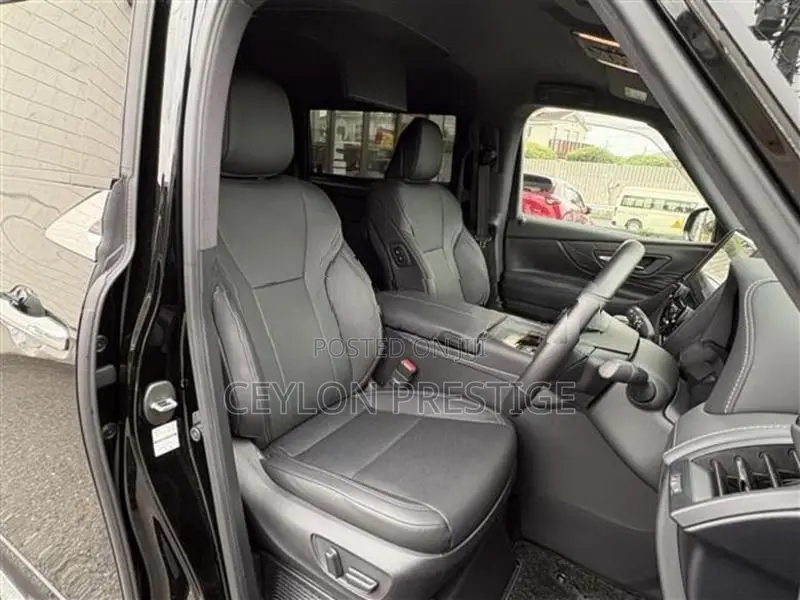 Toyota Alphard 2025