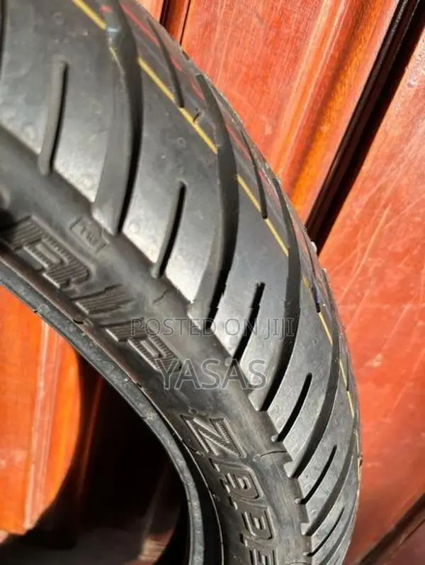 Motorcycle Tyre Size 100/90/17 for sale