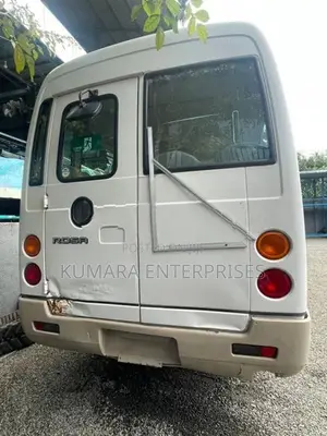 Mitsubishi Bola Rosa bus Body