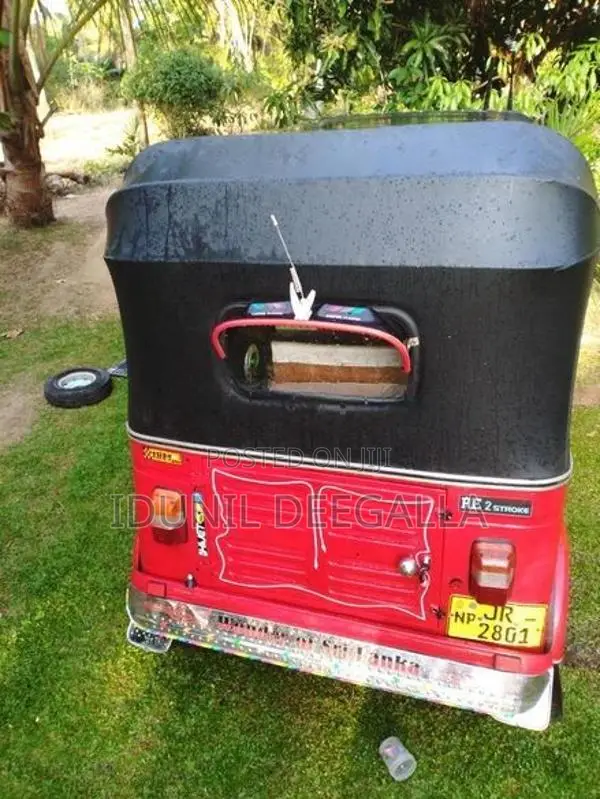 Bajaj RE 2004