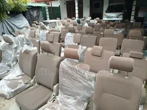 Suzuki Every Buddy Full Join Bucket Seat Set