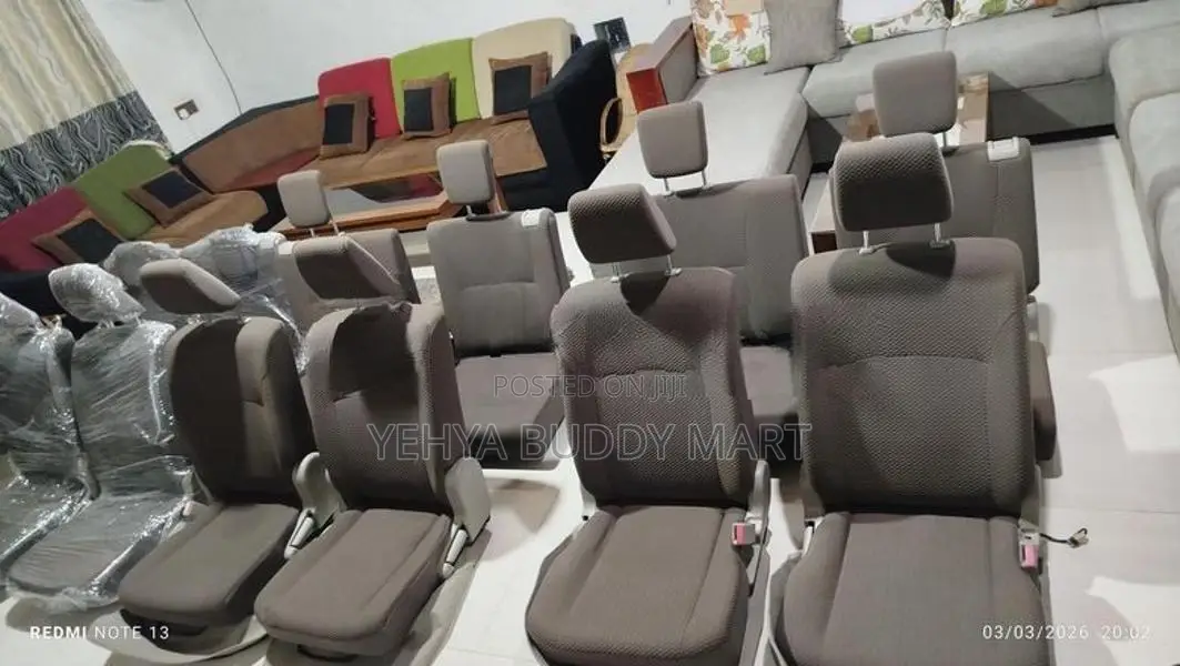 Suzuki Every Buddy Full Join Bucket Seat Set