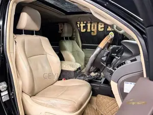 Toyota Land Cruiser Prado TX 2010