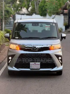 Toyota Roomy X Limited 2023