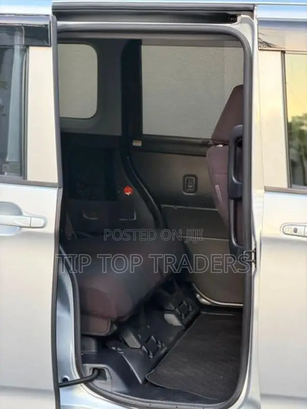 Toyota Roomy X Limited 2023