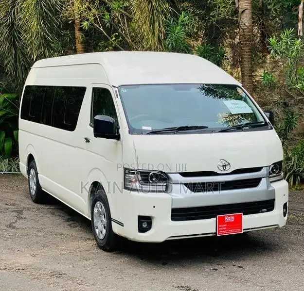 Toyota Hiace GDH223B GL 2026
