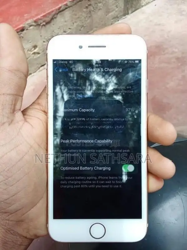 Apple iPhone 8 (Used)