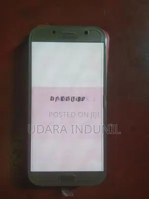 Samsung Galaxy A7 (Used)