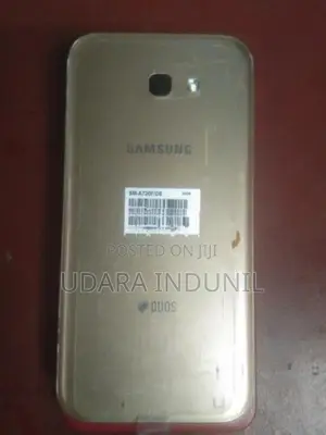 Samsung Galaxy A7 (Used)