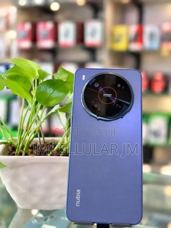 ZTE nubia V70 Max (Used)