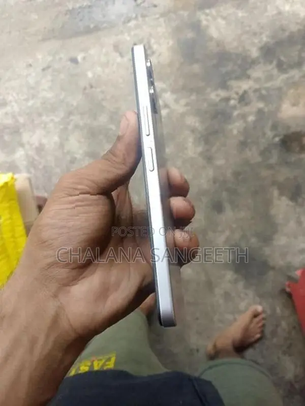 Vivo Y04 (Used)