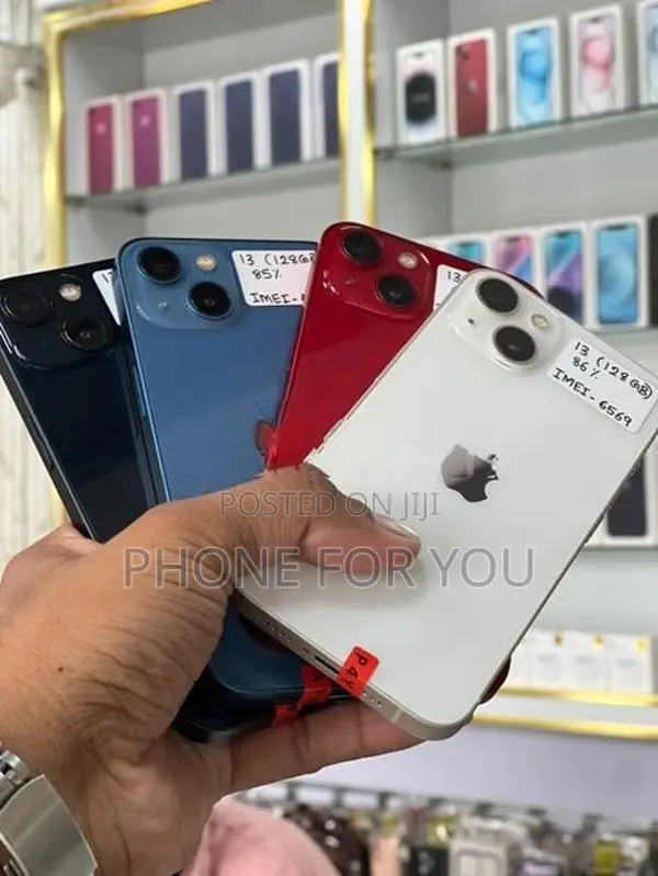 Apple iPhone 13 (Used)