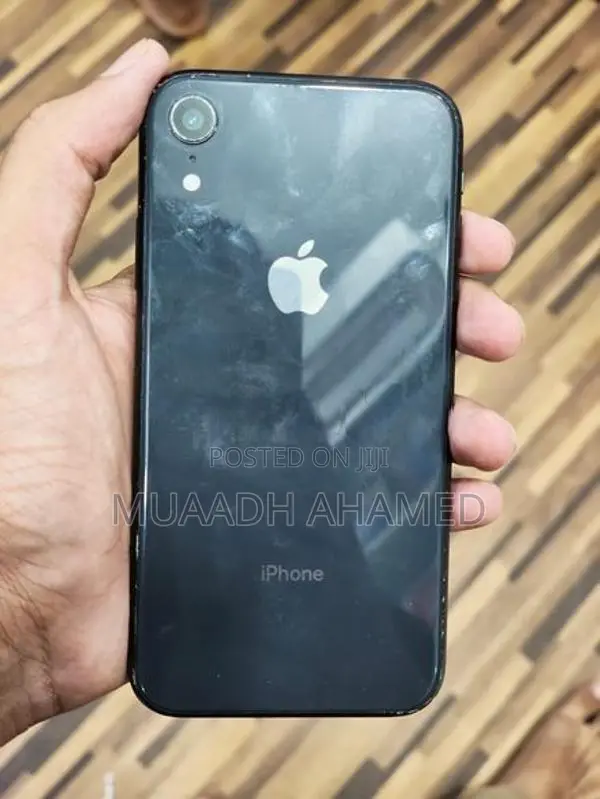Apple iPhone XR (Used)