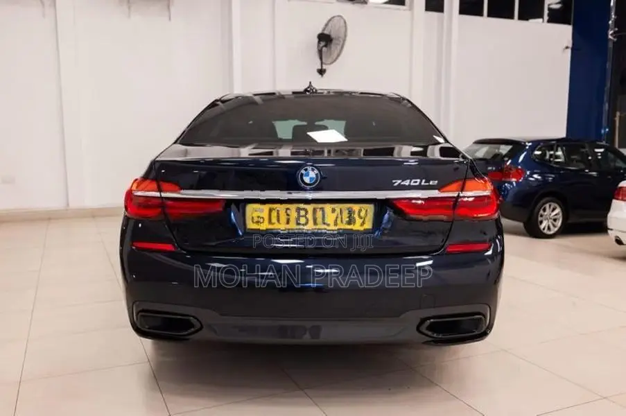 BMW 740Le Luxury Hybrid 2018