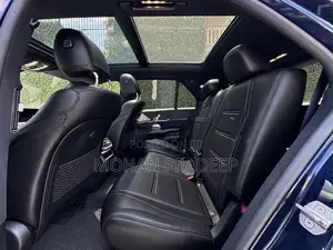 Mercedes Benz GLE 300D 4MATIC 2019