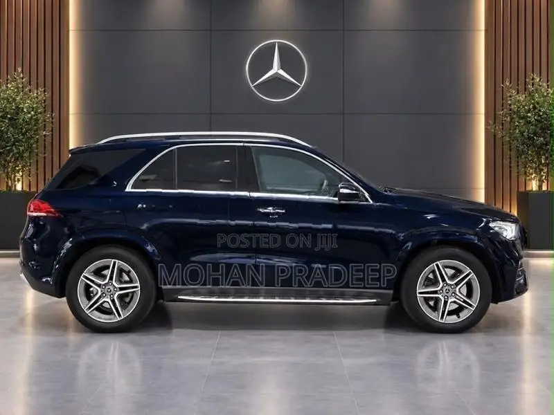 Mercedes Benz GLE 300D 4MATIC 2019