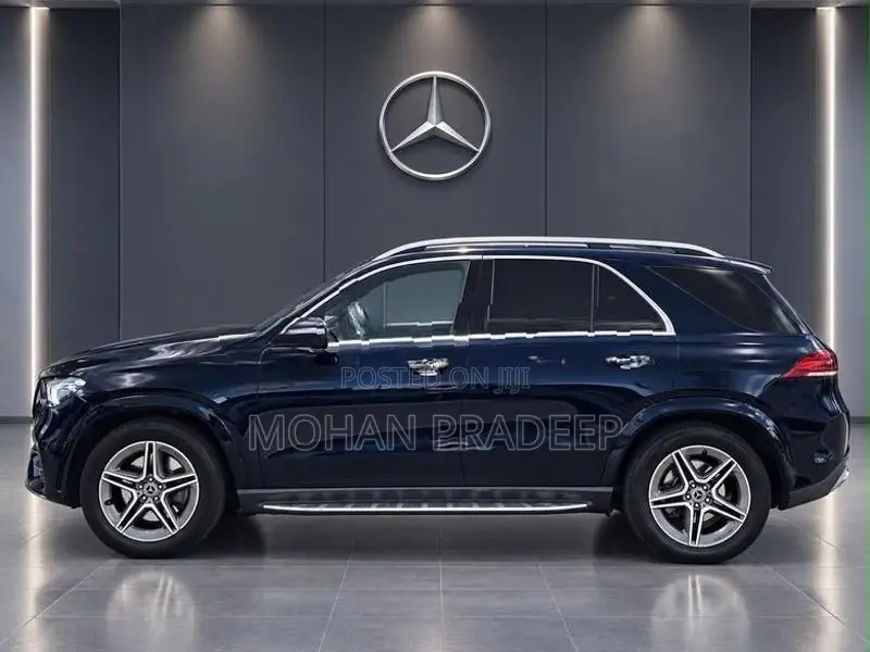 Mercedes Benz GLE 300D 4MATIC 2019