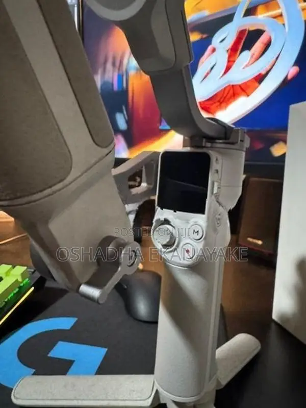 DJI RS 4 Mini Gimbal Combo