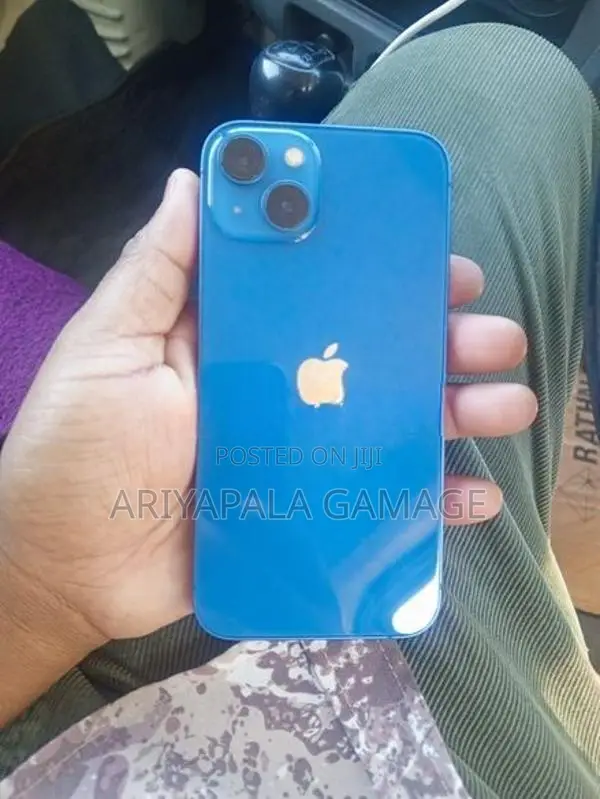 Apple iPhone 13 (Used)